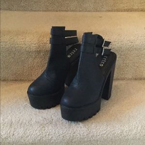 Women shoes New UK brand LaModa